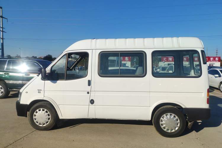 Used Ford Classic Transit 2013 2.8T Diesel Logistics Model with Short Wheelbase and Mid-Roof JX493ZLQ4
