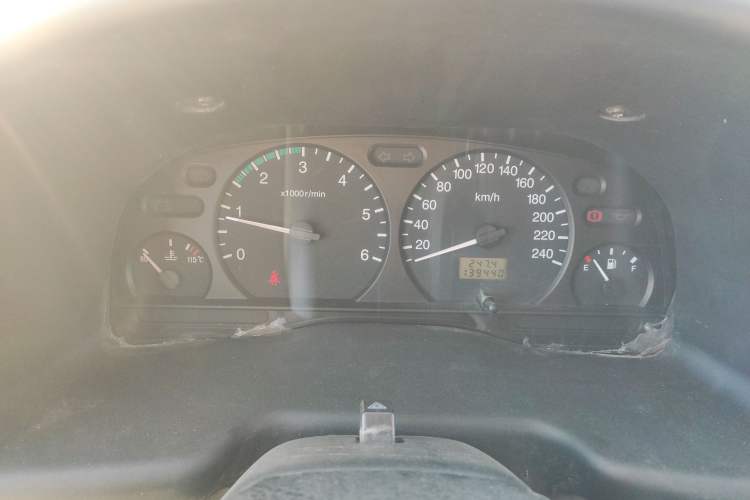 Used Ford Classic Transit 2013 2.8T Diesel Logistics Model with Short Wheelbase and Mid-Roof JX493ZLQ4
