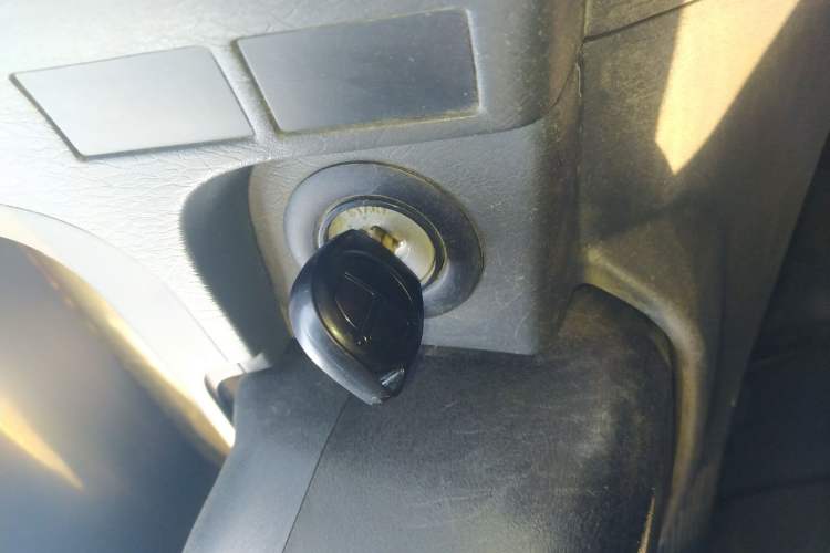 Used Jinbei Express 2020 2.0L Upgraded Version China VI Standard 6-Seater 1TZS Vehicle Key