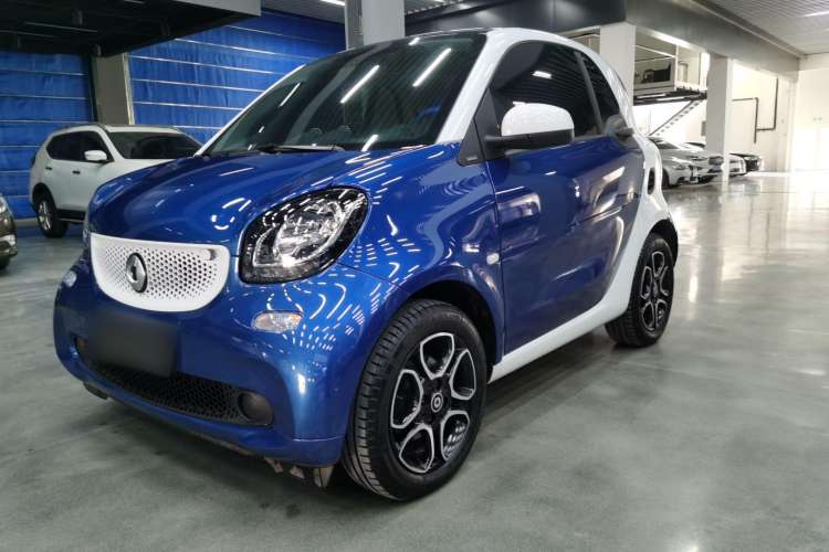 Used smart fortwo 2019 0.9T 66kW Hardtop Engine Version China VI Emission Standard