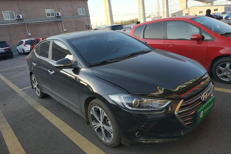 Used Hyundai Elantra (6th Generation / Lingdong) 2018 1.4T Dual-Clutch Xuan Dong · Dynamic Edition Front Right 45 Deg