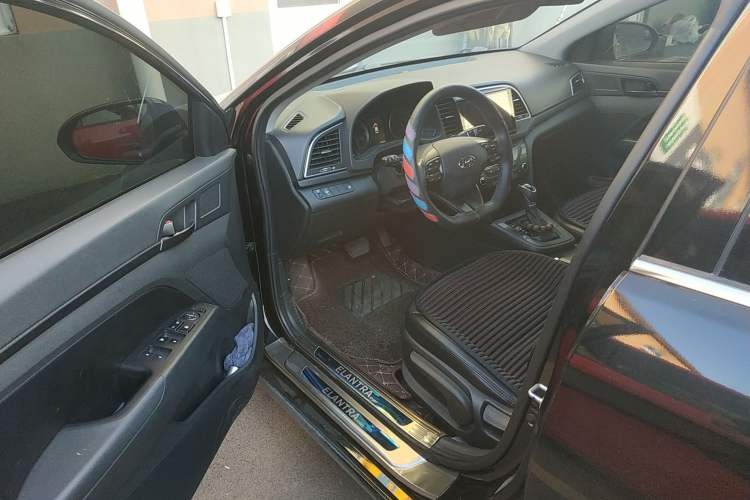 Used Hyundai Elantra (6th Generation / Lingdong) 2018 1.4T Dual-Clutch Xuan Dong · Dynamic Edition Driver Seat