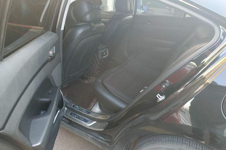 Used Hyundai Elantra (6th Generation / Lingdong) 2018 1.4T Dual-Clutch Xuan Dong · Dynamic Edition Left Rear Seat