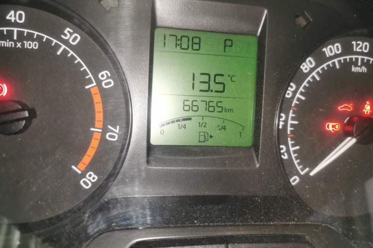 Used Skoda Rapid 2016 1.6L Automatic Chuanxing Edition