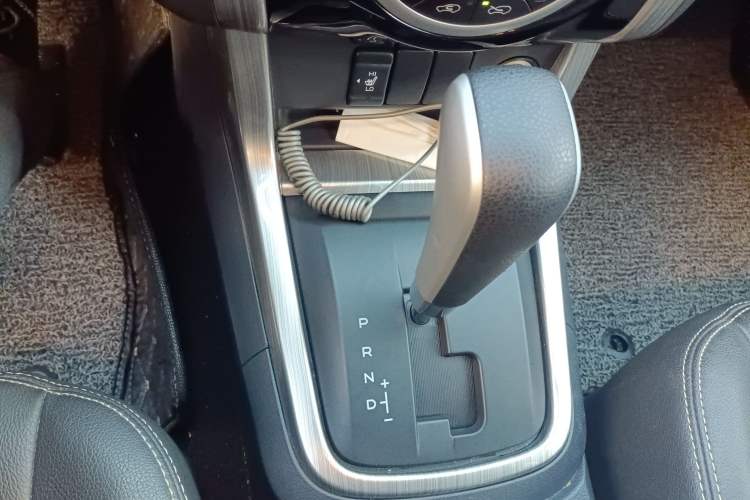 Used Isuzu D-MAX 2018 3.0T Four-Wheel Drive Automatic Ultra-Luxury Version 4JJ1-TC HI
