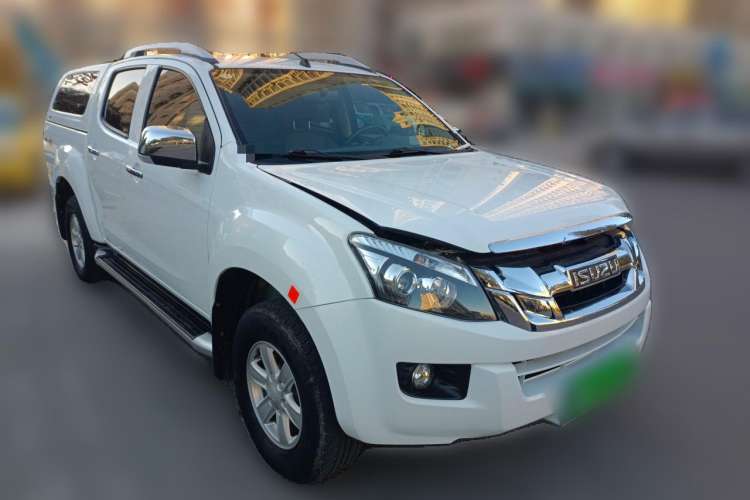 Used Isuzu D-MAX 2018 3.0T Four-Wheel Drive Automatic Ultra-Luxury Version 4JJ1-TC HI
