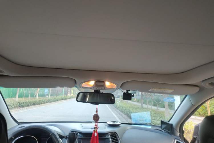 Used Hyundai Santa Fe 2013 2.4L Automatic Two-Wheel Drive Smart Version