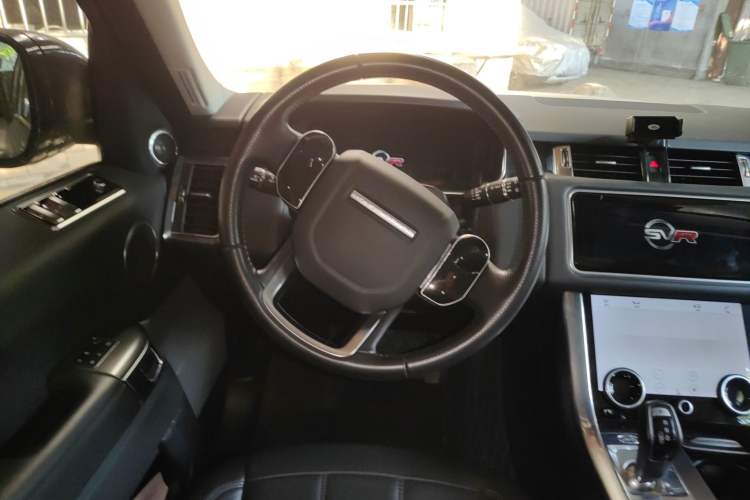 Used Land Rover Range Rover Sport 2020 3.0 L6 SE