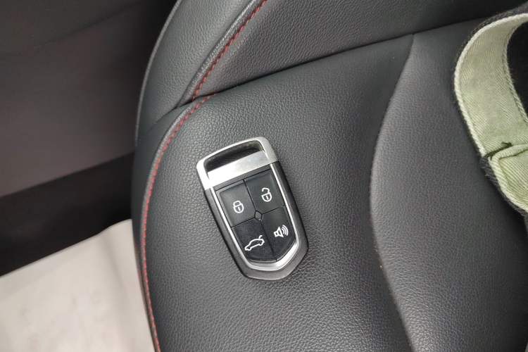 Used BORGWARD BX5 2017 20TGDI Automatic Two-Wheel Drive Pioneer Edition