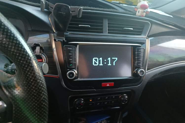 Used Great Wall C50 2014 Upgraded Model 1.5T Manual Fashion Edition