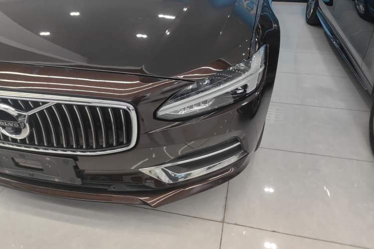 Used Volvo S90 2020 T5 Zhiyi Luxury Edition
