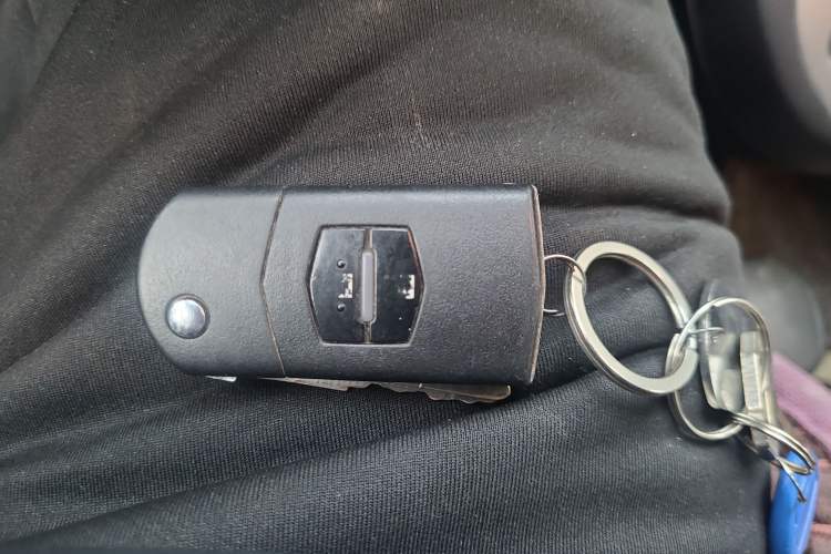 Used Mazda Mazda 2 2012 Hatchback Xuan Dong 1.5L Automatic Value Edition