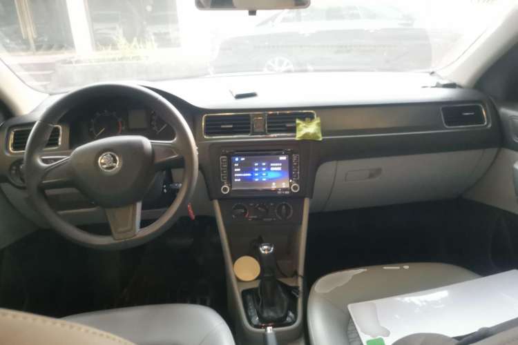 Used Skoda Rapid 2016 1.6L Automatic Chuanxing Edition