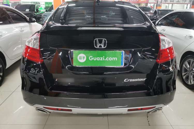 Used Honda Crosstour 2014 2.4L Luxury Edition
