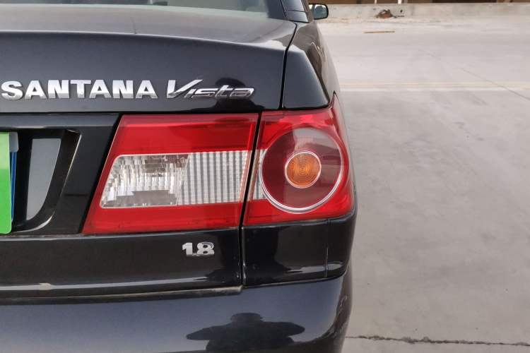 Used Volkswagen Santana Vista 2008 1.8L Manual Comfort Edition