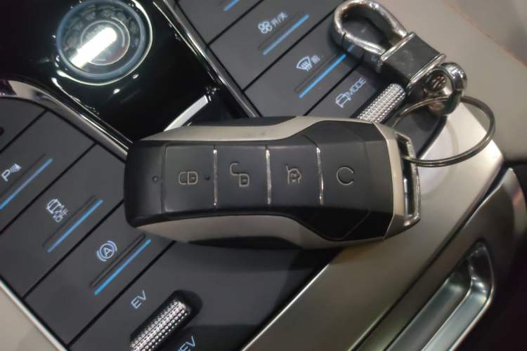 Used BYD Song PLUS New Energy 2021 DM-i 110KM Flagship Model
