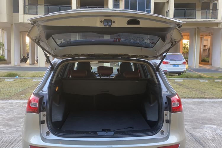 Used Zotye T600 2015 2.0T DCT Prestige Edition