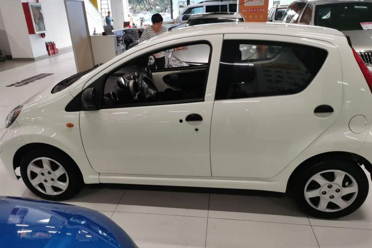 Used BYD F0 2013 1.0L AMT XuanKu Model
