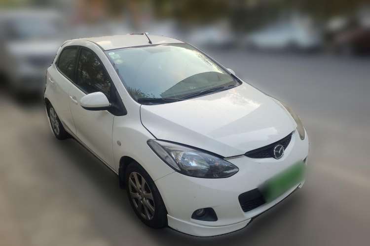 Used Mazda Mazda 2 2012 Hatchback Xuan Dong 1.5L Automatic Value Edition