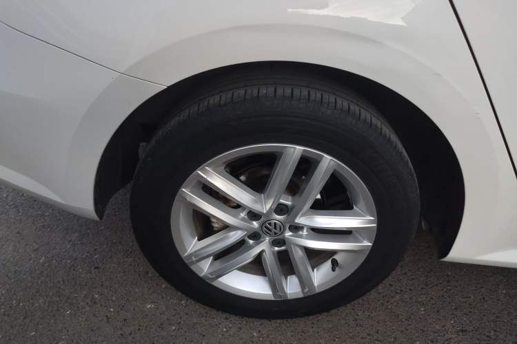 Used Volkswagen Gran Lavida 2017 180TSI DSG Comfort Edition
