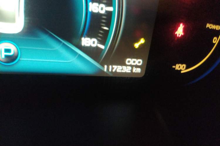 Used Geely Auto Emgrand GSe 2020 500 LingShang Model Odometer Close Up