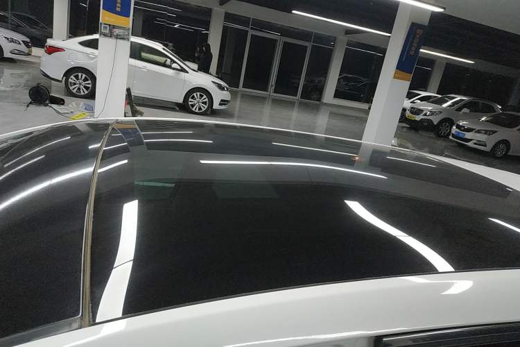 Used Lifan Auto Xuanlang 2017 2.0L Manual Comfort Version
