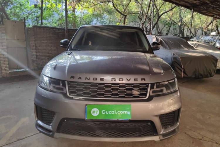 Used Land Rover Range Rover Sport 2020 3.0 L6 SE