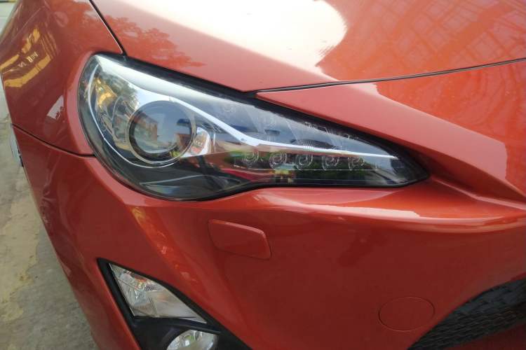 Used Toyota 86 2013 2.0L Automatic Luxury Version