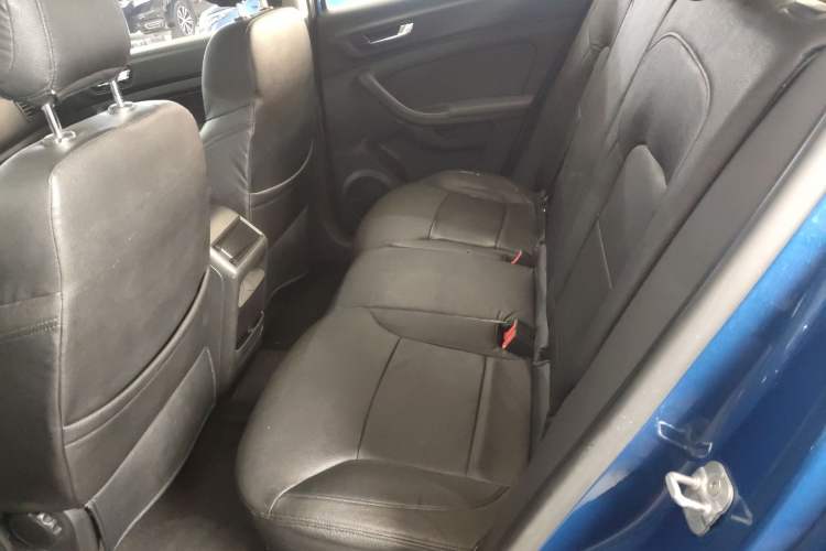 Used Qoros 5 2018 Revised Version 1.6T Automatic Leading Edition