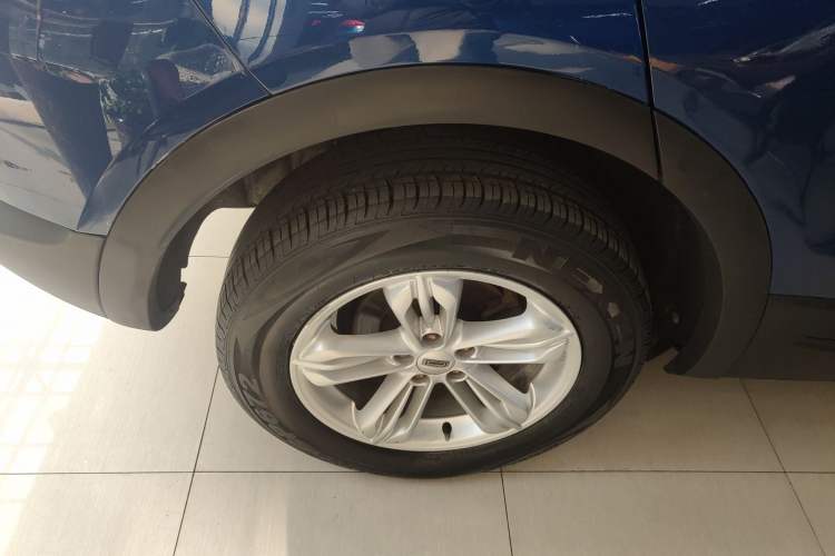 Used Qoros 5 2018 Revised Version 1.6T Automatic Leading Edition