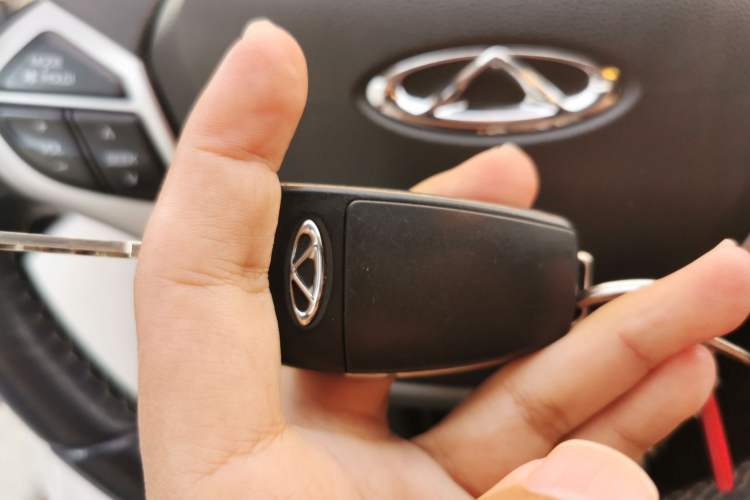 Used Chery Arrizo 7 2015 1.5T Manual ZhiShang Edition
