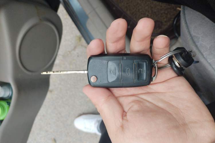 Used Suzuki SX4 2010 Sedan 1.6L Automatic Value Model