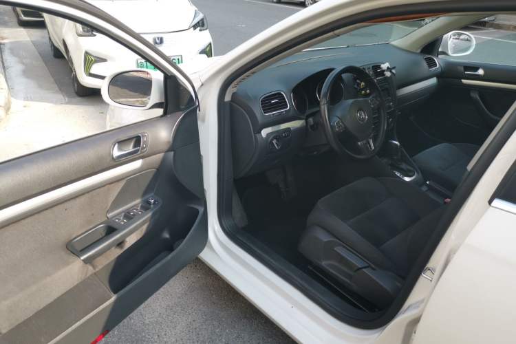 Used Volkswagen Golf 2011 1.4 TSI Comfort Travel Edition