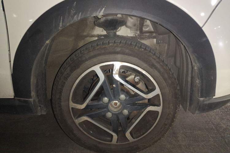 Used BAIC New Energy EC3 2019 Dynamic Edition Right Front Wheel Hub