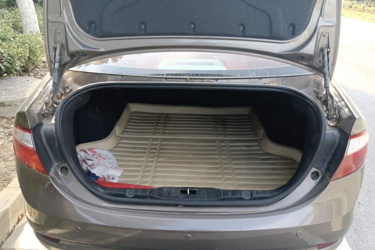 Used Chery Arrizo 7 2015 1.6L Manual ZhiXiang Edition