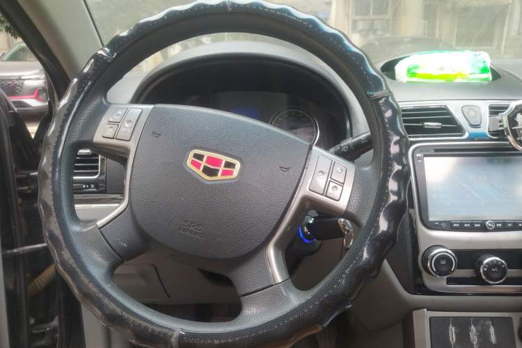 Used Geely Auto Classic Emgrand 2013 Sedan 1.5L Manual Entry-Level Model
