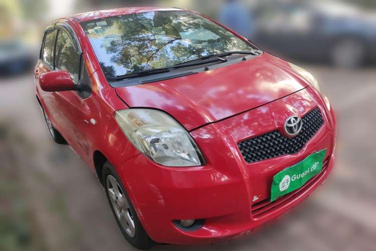 Used Toyota Yaris 2008 1.6G Automatic Deluxe Edition Front Right 45 Deg