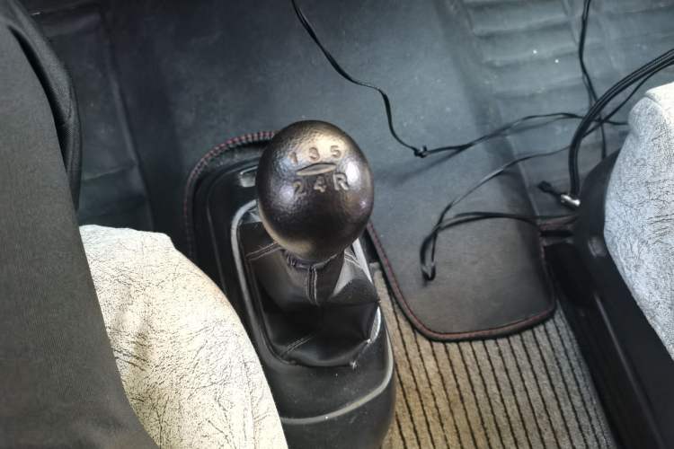 Used JAC Refine 2012 2.0L Timeless Edition HFC4GA3
