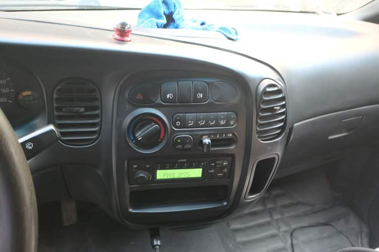 Used JAC Refine 2012 2.0L Timeless Edition HFC4GA3
