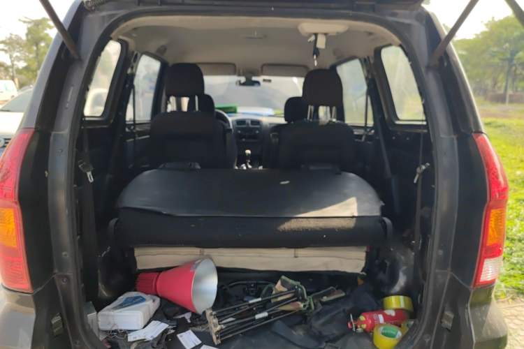 Used Dongfeng Fengon 330 2016 1.2L Manual Base Version DK12-07 Trunk