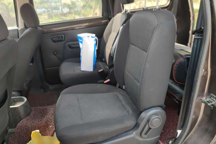 Used Dongfeng Fengon 330 2016 1.2L Manual Base Version DK12-07 Left Rear Seat