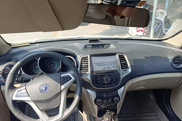 Used CHANGAN Eado 2012 1.6L Automatic Luxury Version China IV Standard
