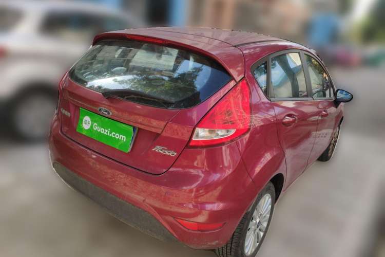 Used Ford Fiesta 2011 Hatchback 1.5L Automatic Fashion Edition
