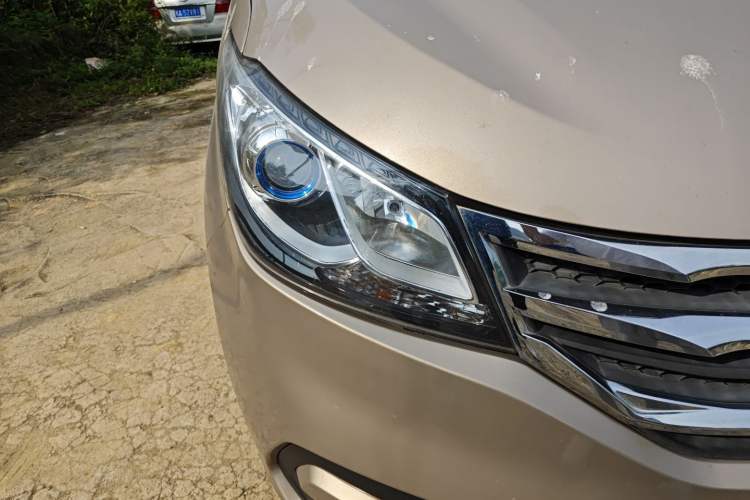 Used SAIC MAXUS G10 2016 2.0T Manual Elite Edition
