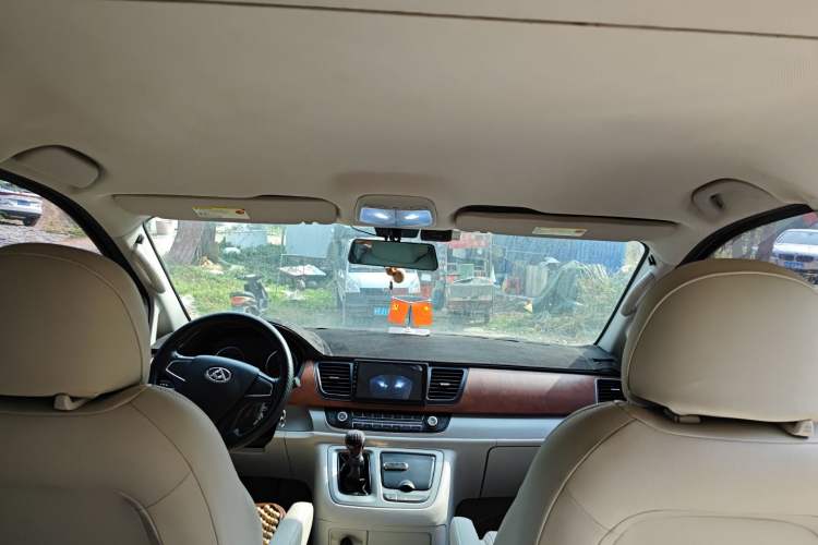 Used SAIC MAXUS G10 2016 2.0T Manual Elite Edition
