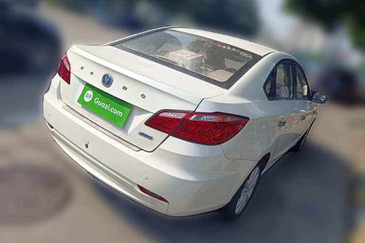 Used CHANGAN Eado 2012 1.6L Automatic Luxury Version China IV Standard
