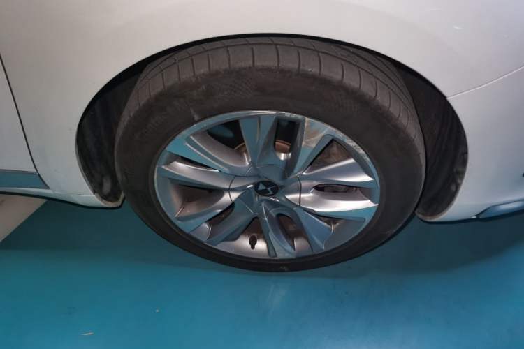 Used DS 5 2014 1.6T Luxury Edition THP200
