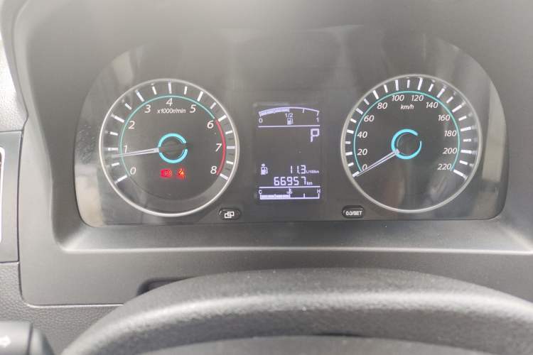 Used FORTHING Joyear XV 2016 1.6L CVT Comfort Model
