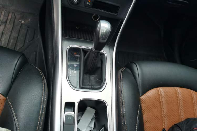 Used BYD Song 2016 2.0TID Automatic Prestige Edition
