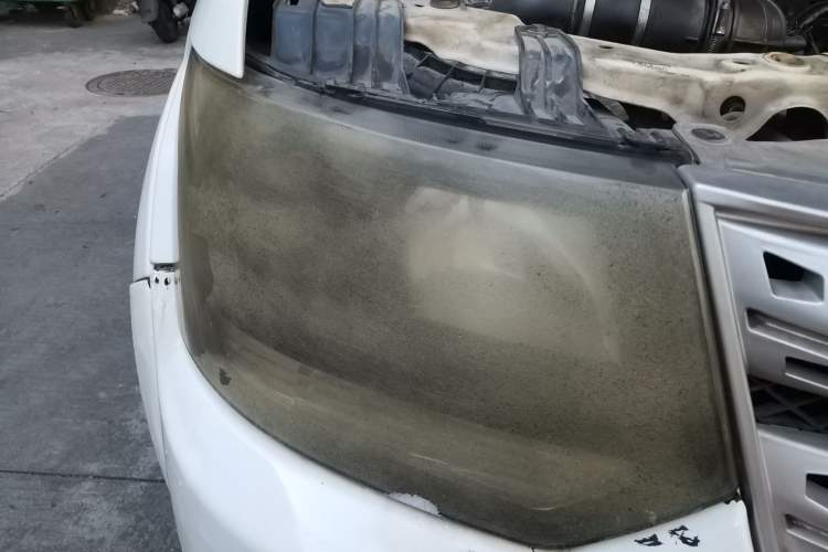 Used Huanghai Jiaolong 2015 2.8T Two-Wheel Drive Diesel Sport Edition JE493ZLQ4CB
